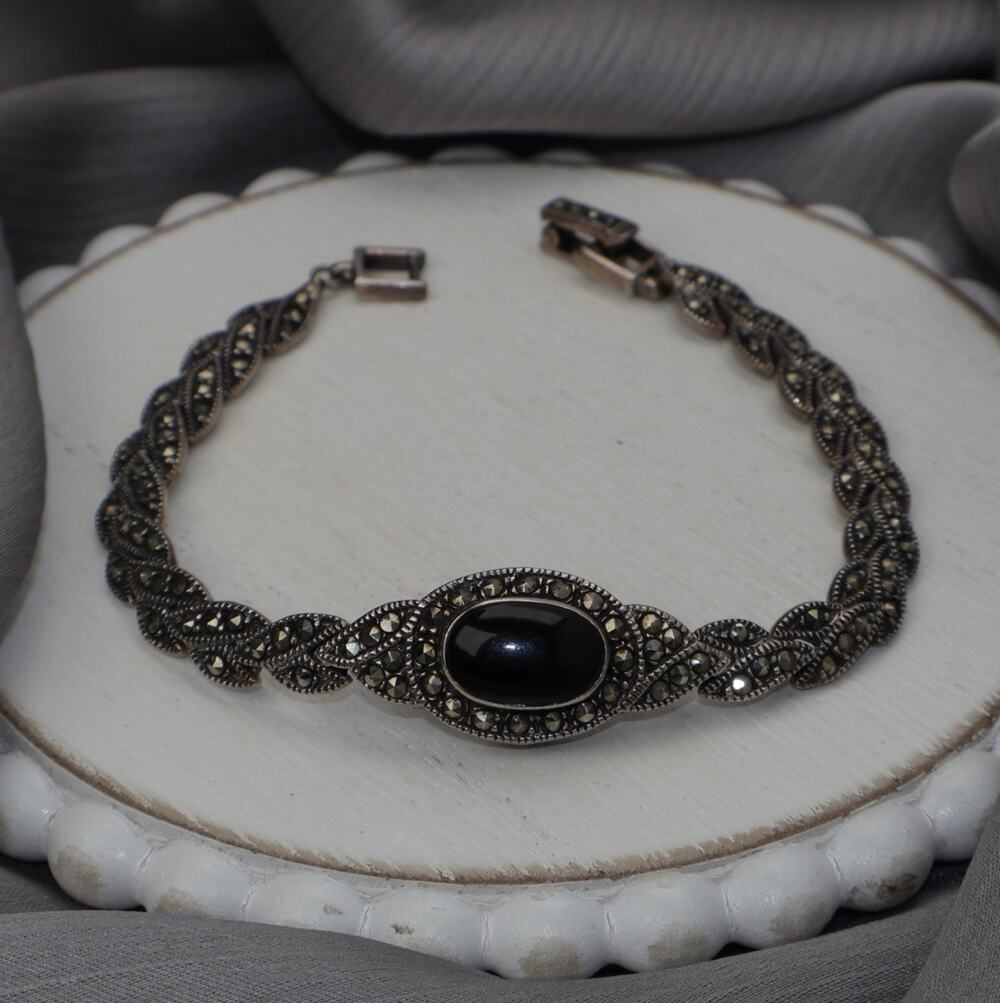 Vintage Sterling Silver Black Onyx & Marcasite Bracelet 16.1G / 7.5in